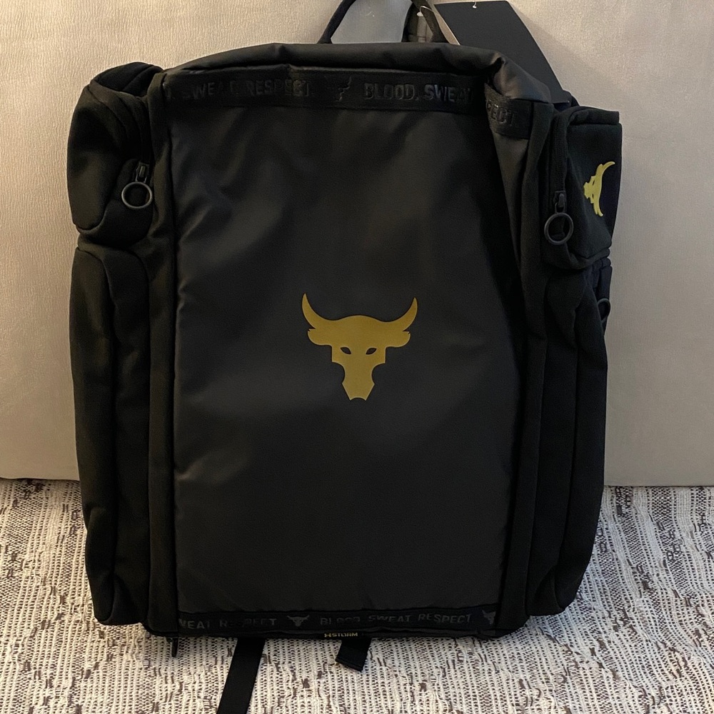 New Men’s Under Armour x Project Rock Duffle Backpack